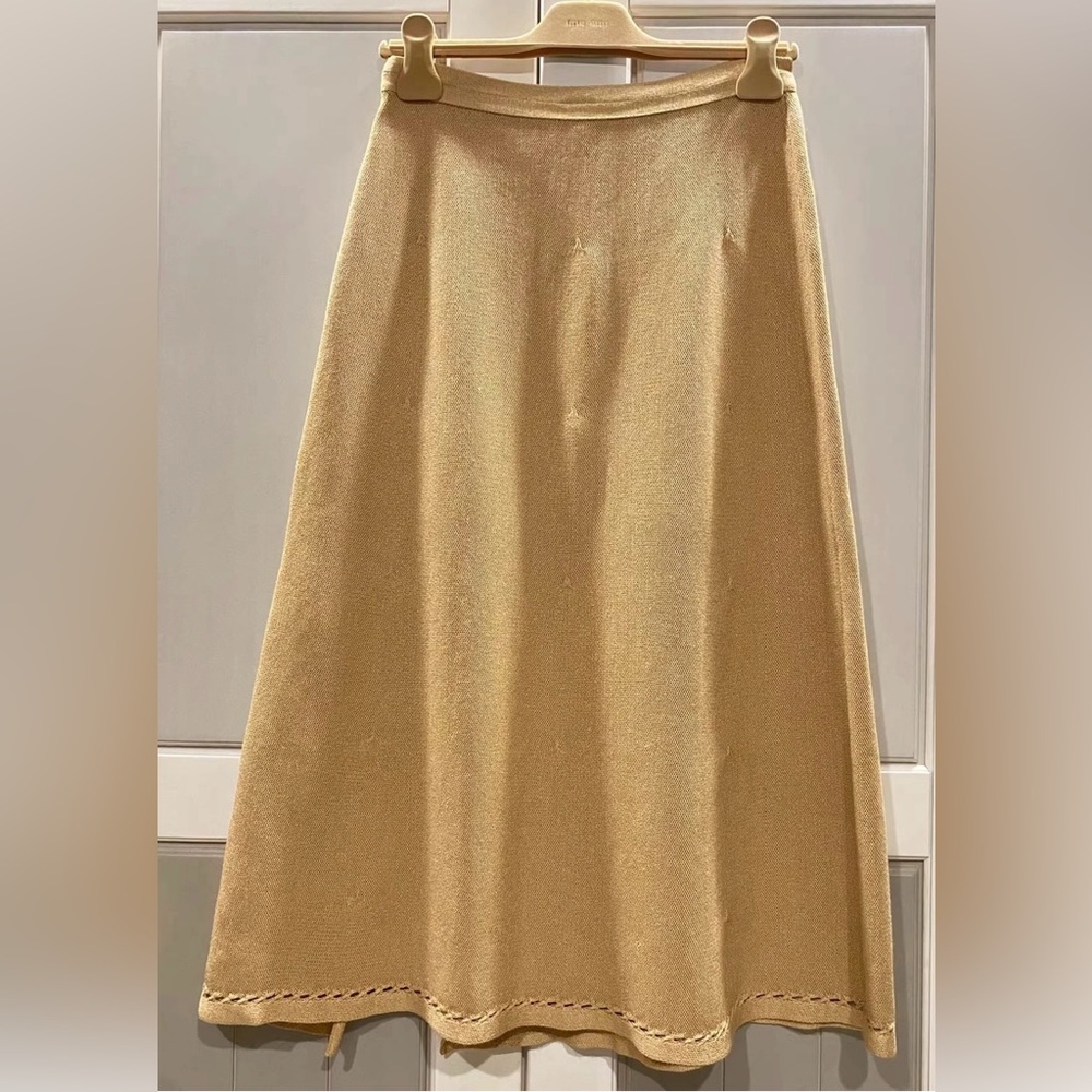 Authentic CHANEL midi A-Line Skirt 36